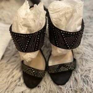 Step Into the night slide in heel